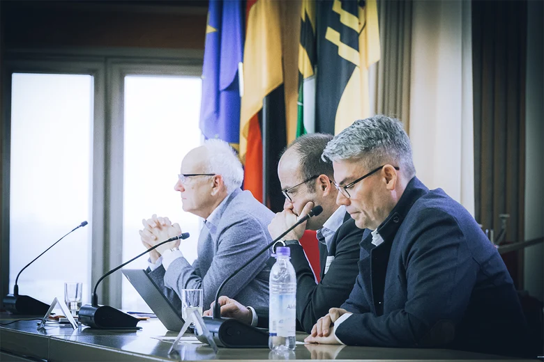 Kongress Digitale Welten 2025 - Blick zu den Rednern